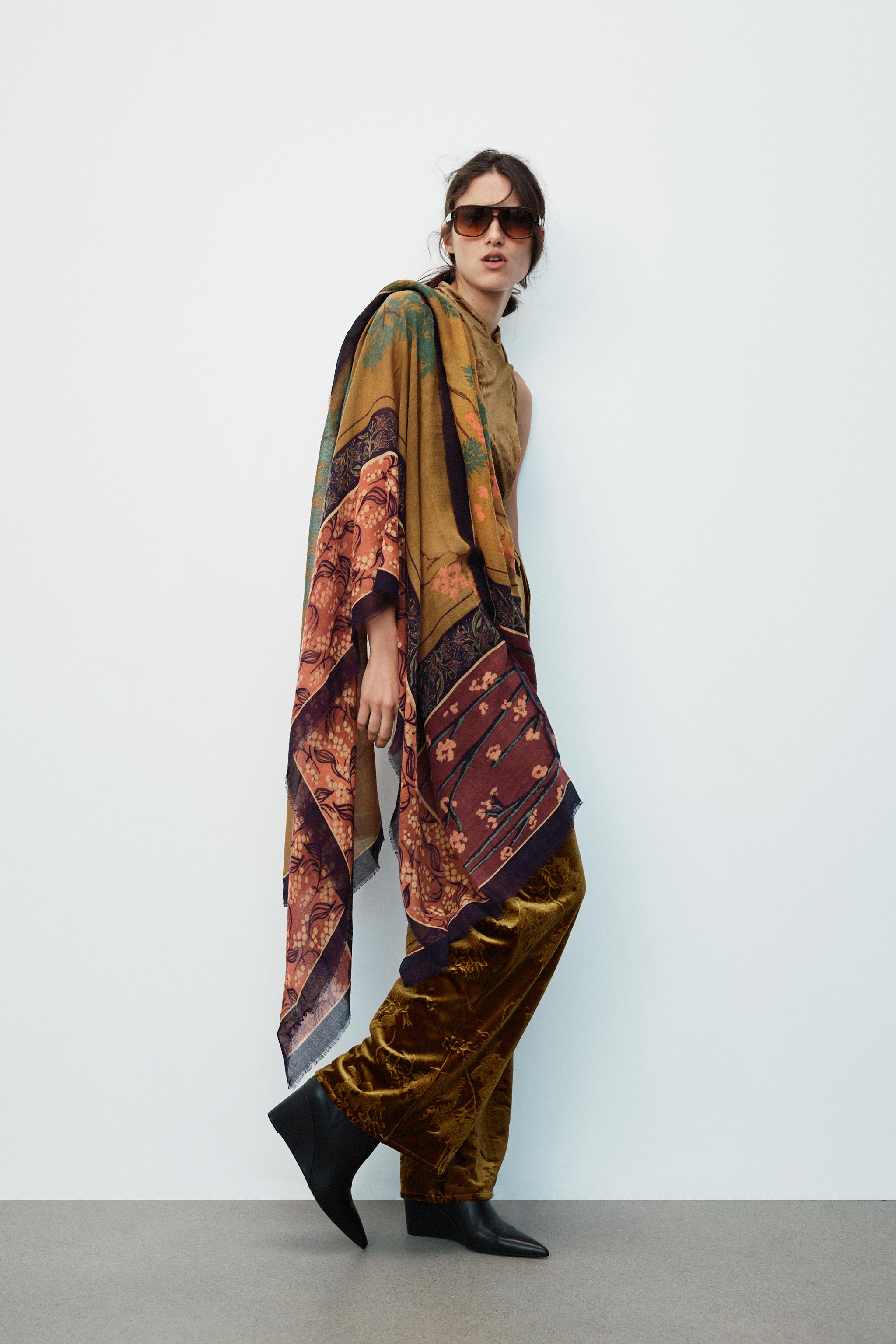 WOOL-BLEND PRINTED SCARF